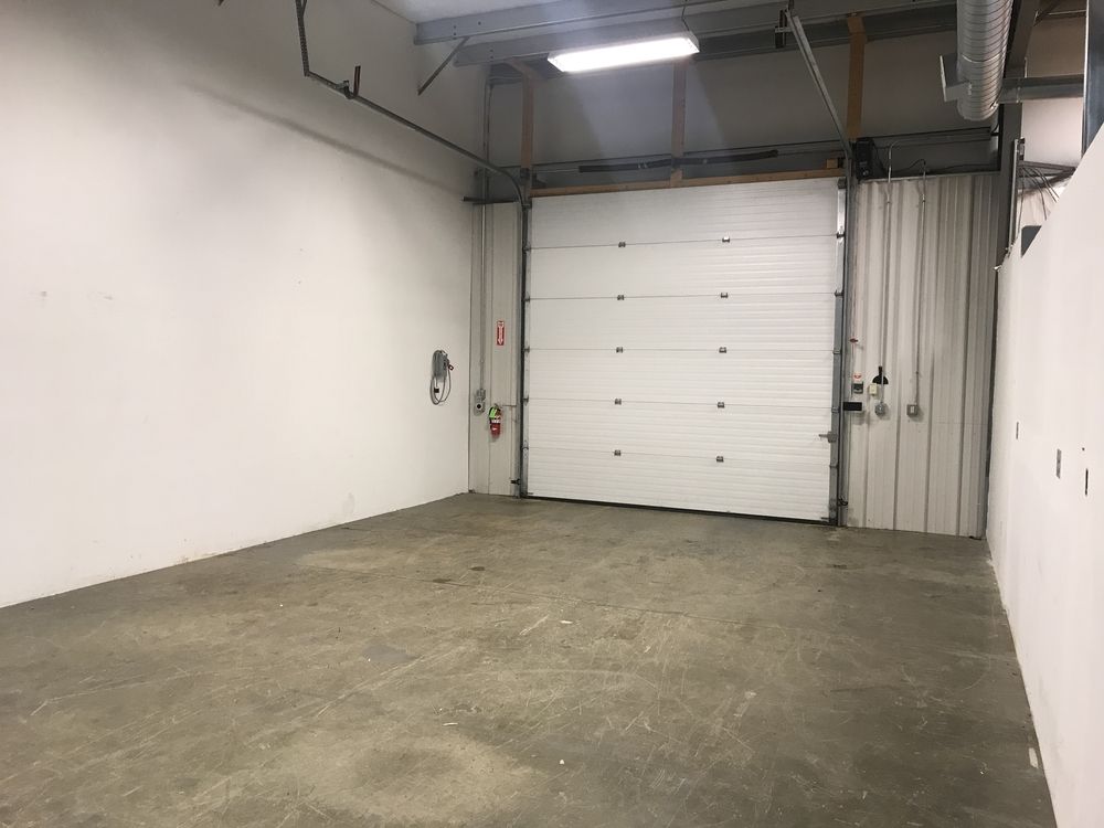 Industrial For Lease: 280 Merrow Rd, Auburn, ME 04210